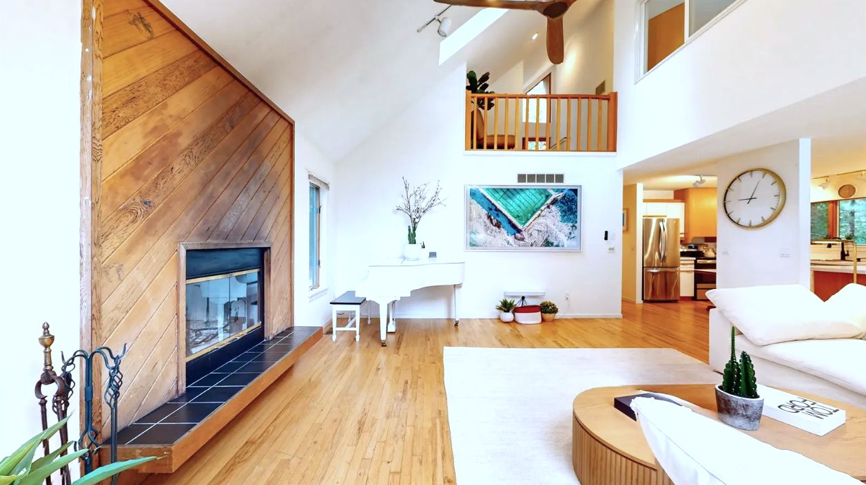 67 Edwards Hole Road East Hampton, NY 11937 - Photo 12 of 36