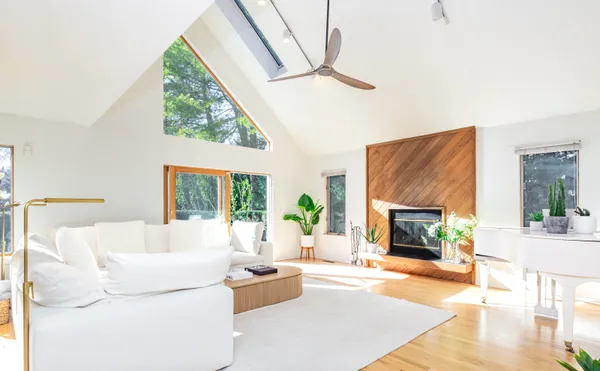 $45,000 | 67 Edwards Hole Road, East Hampton, NY 11937