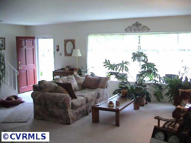 1314 Asbury Road Richmond, VA 23229 - Photo 2 of 10 Gallery Image 2