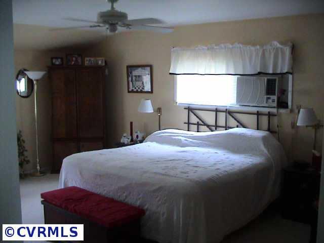 1314 Asbury Road Richmond, VA 23229 - Photo 8 of 10 Gallery Image 8