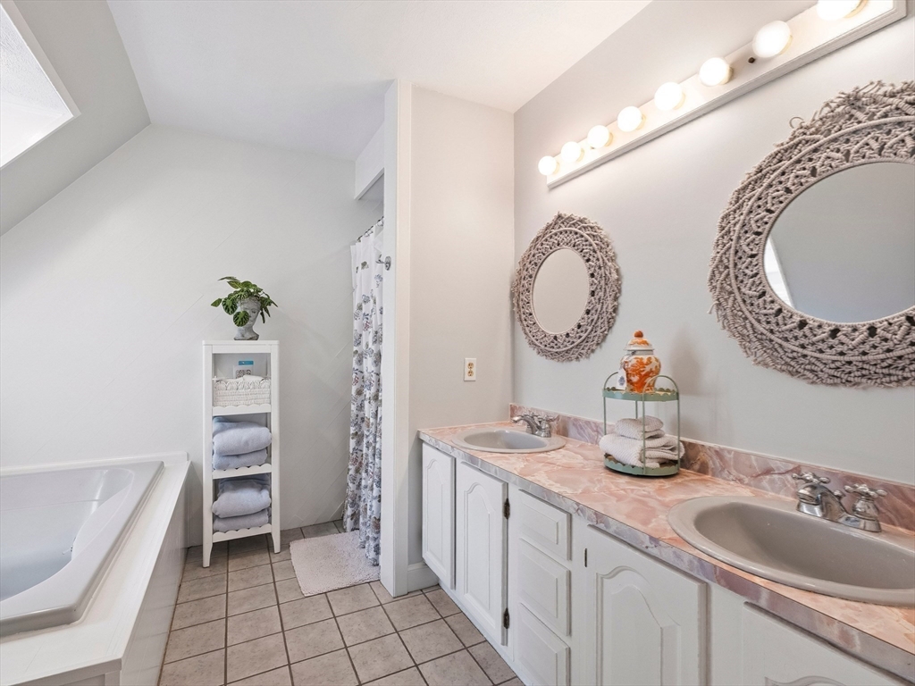 6 New Pond Road Groton, MA 01450 - Photo 21 of 39