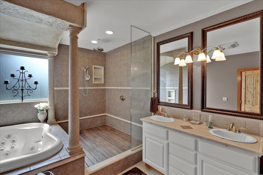 2571 Jim Henry Road Dandridge, TN 37725 - Photo 15 of 35 Gallery Image 15