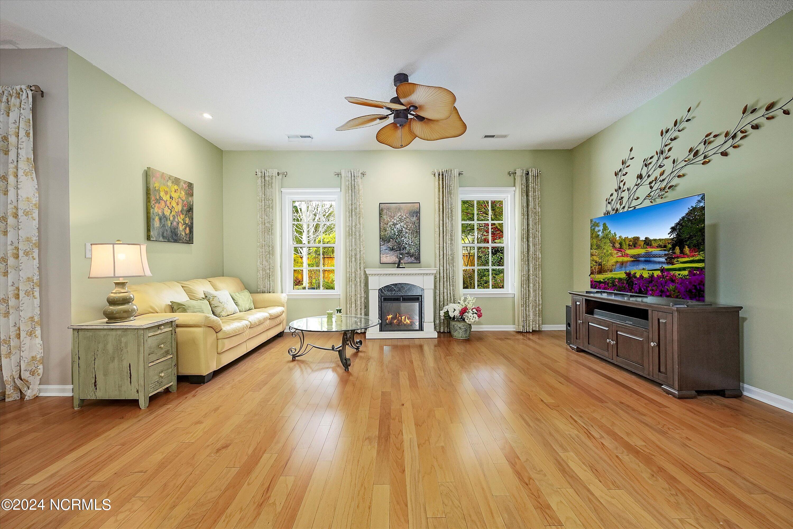 1017 Maplechase Drive Leland, NC 28451 - Photo 3 of 36 3