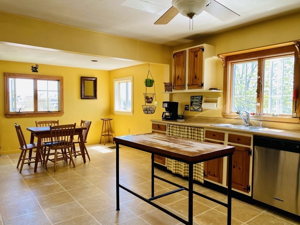 6 Stoney Beach Road Hull, MA 02045 - Photo 31 of 42 Gallery Image 31