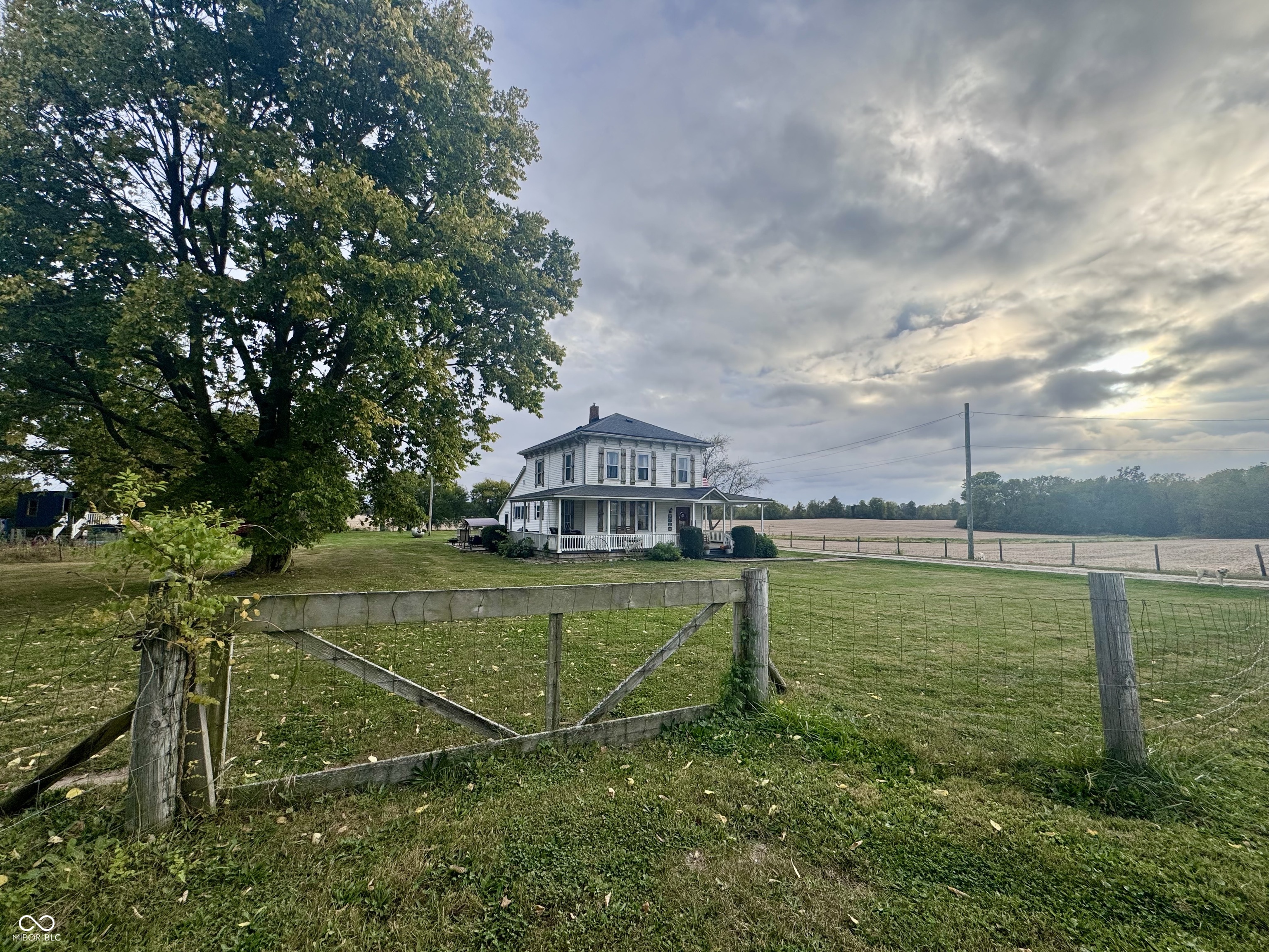 3725 Traction Road Crawfordsville, IN 47933 - Photo 3 of 36