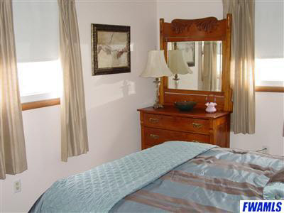 14230 Paulding Road New Haven, IN 46774 - Photo 13 of 24