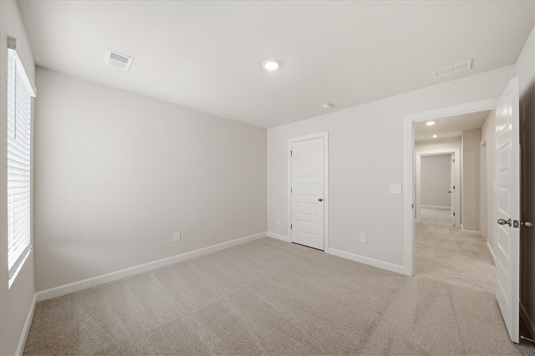 102 Gibbon Way Gray Court, SC 29645 - Photo 13 of 49