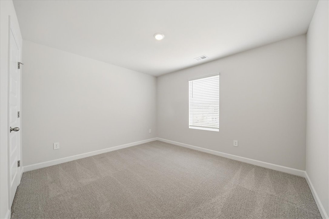 102 Gibbon Way Gray Court, SC 29645 - Photo 10 of 49