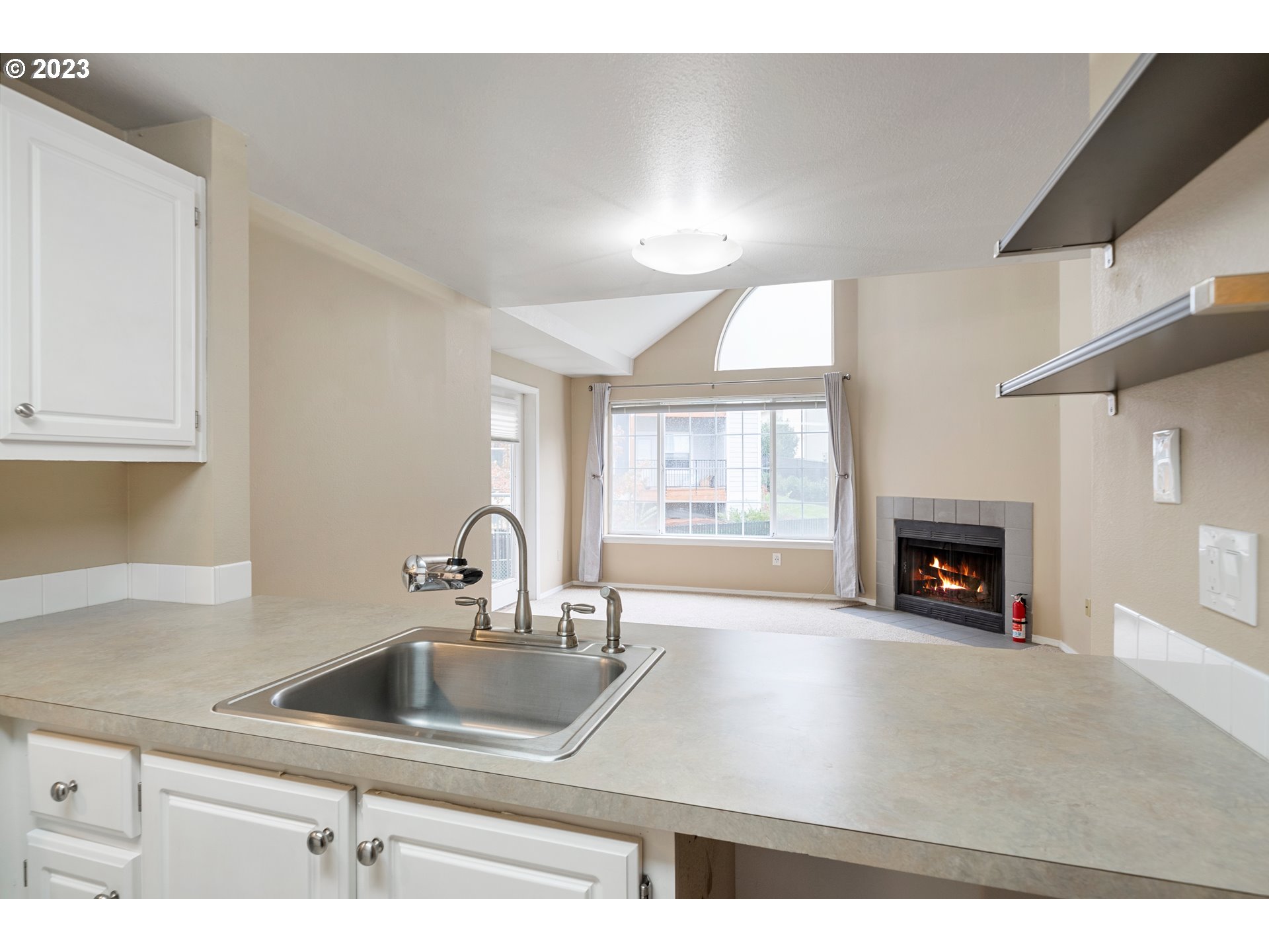 17516 Northwest Springville Road, Unit B16 Portland, OR 97229 - Photo 15 of 31 Gallery Image 15