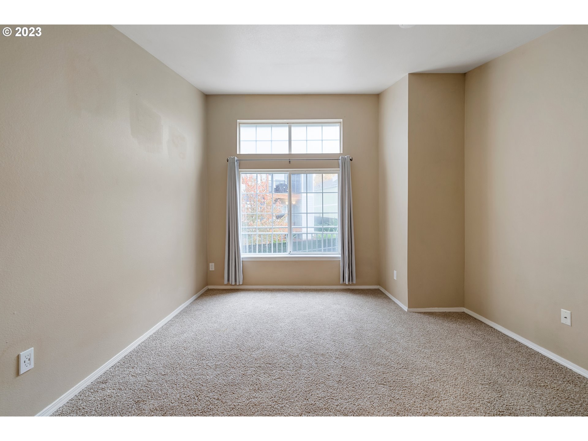 17516 Northwest Springville Road, Unit B16 Portland, OR 97229 - Photo 18 of 31 Gallery Image 18