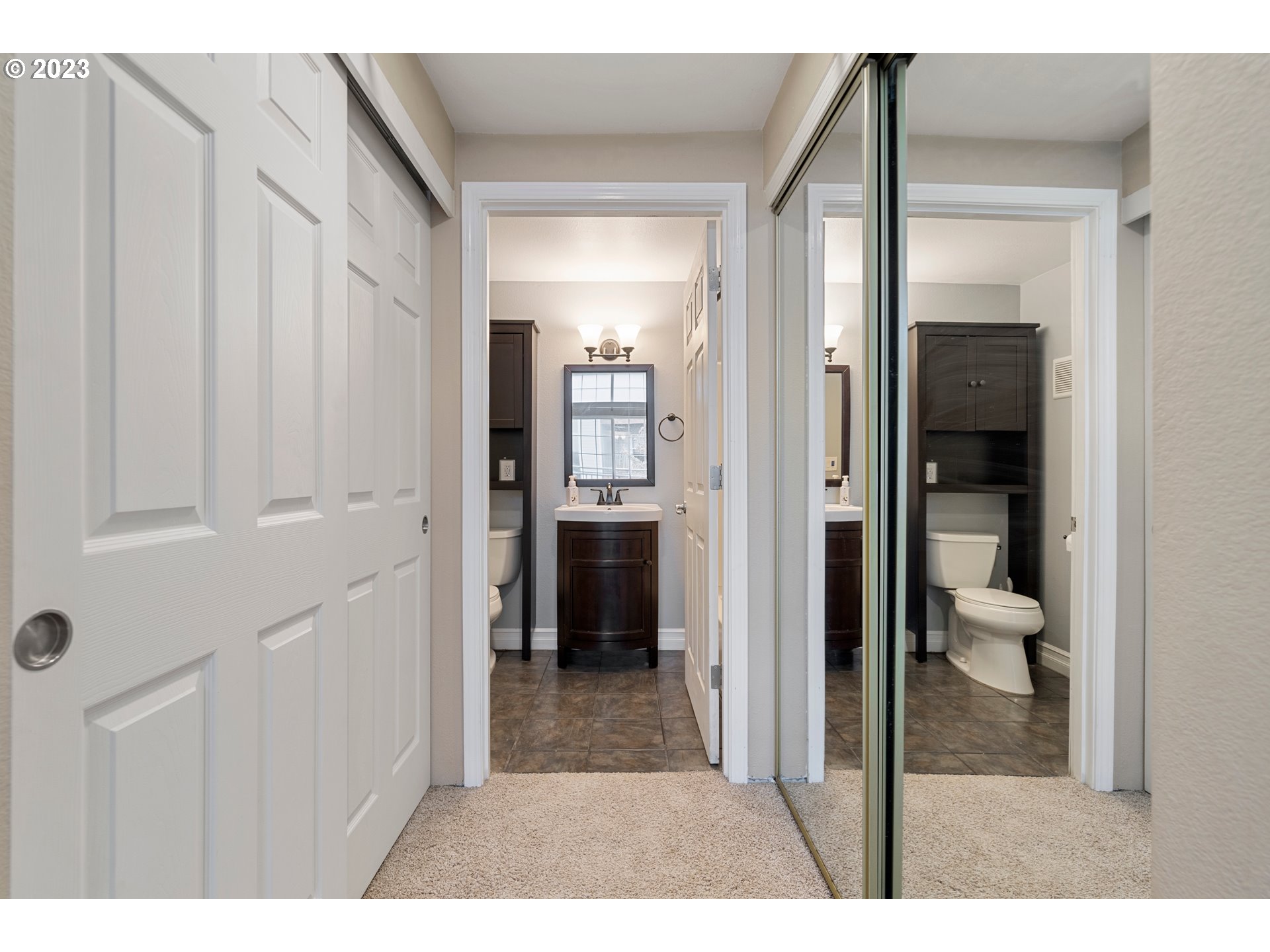 17516 Northwest Springville Road, Unit B16 Portland, OR 97229 - Photo 20 of 31 Gallery Image 20