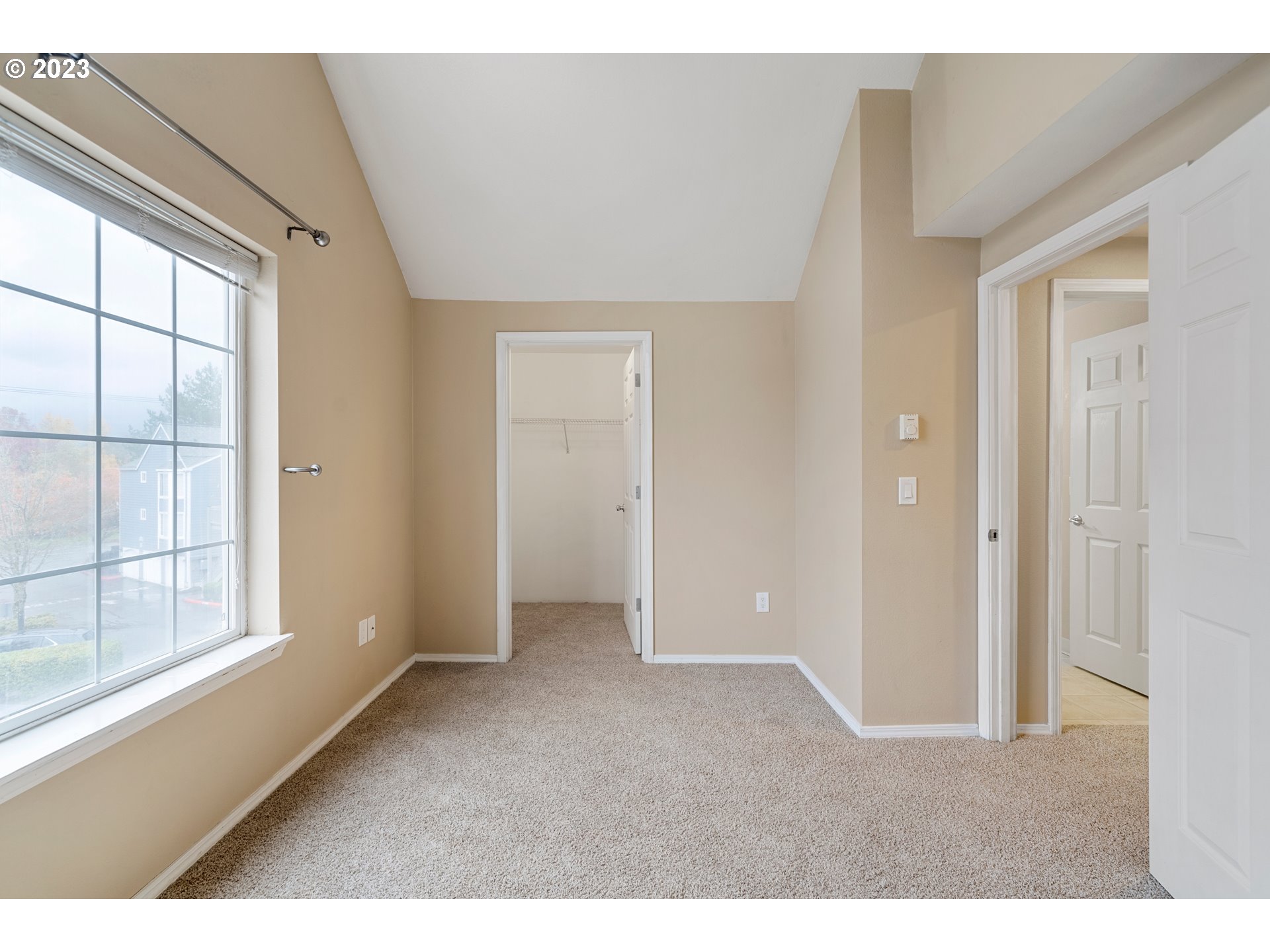 17516 Northwest Springville Road, Unit B16 Portland, OR 97229 - Photo 25 of 31 Gallery Image 25