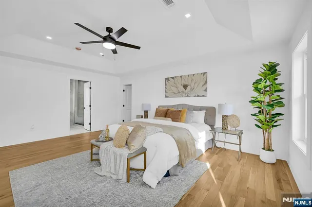 $939,999 | 7 Emerald Drive, Hamburg, NJ 07419