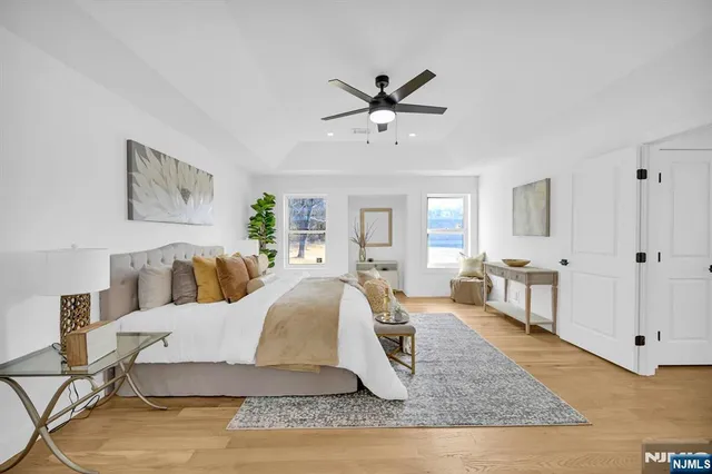 $939,999 | 7 Emerald Drive, Hamburg, NJ 07419