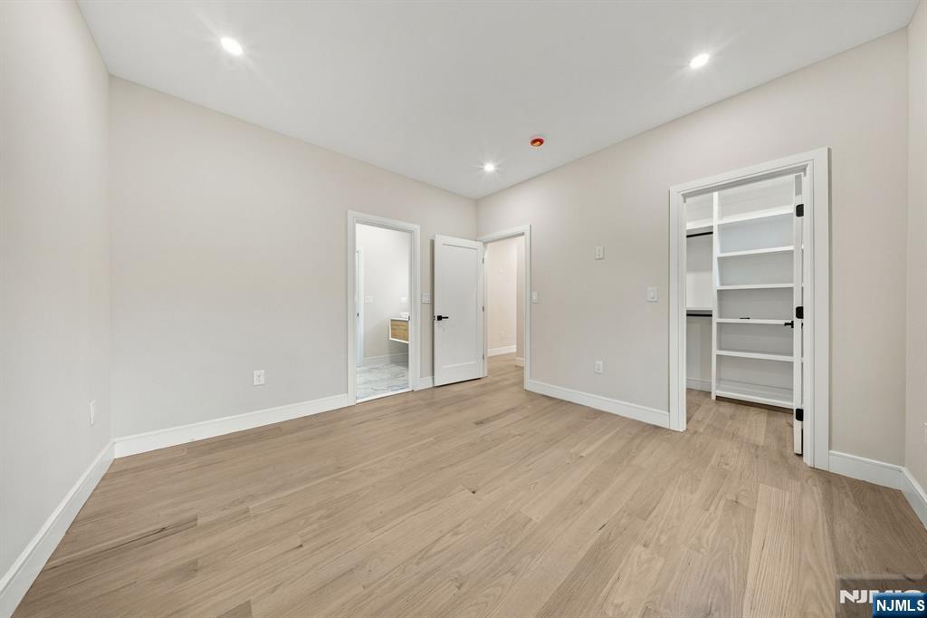 914 Hammond Road Ridgewood, NJ 07450 - Photo 38 of 50 Gallery Image 38