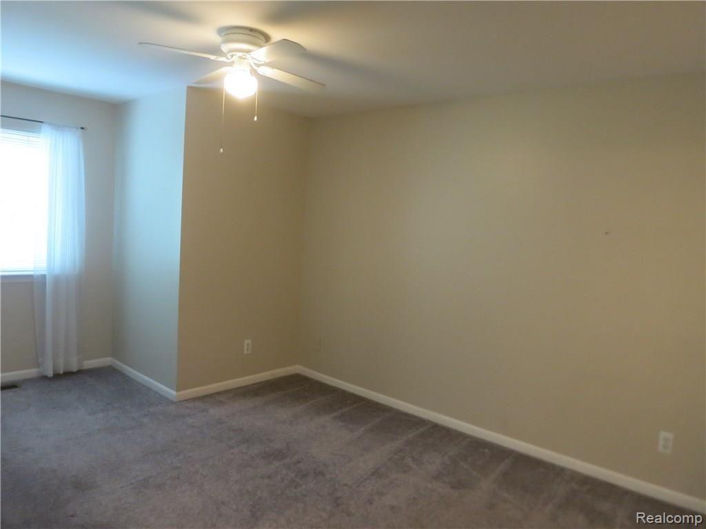 16956 Farmington Road, Unit 23 Livonia, MI 48154 - Photo 26 of 32
