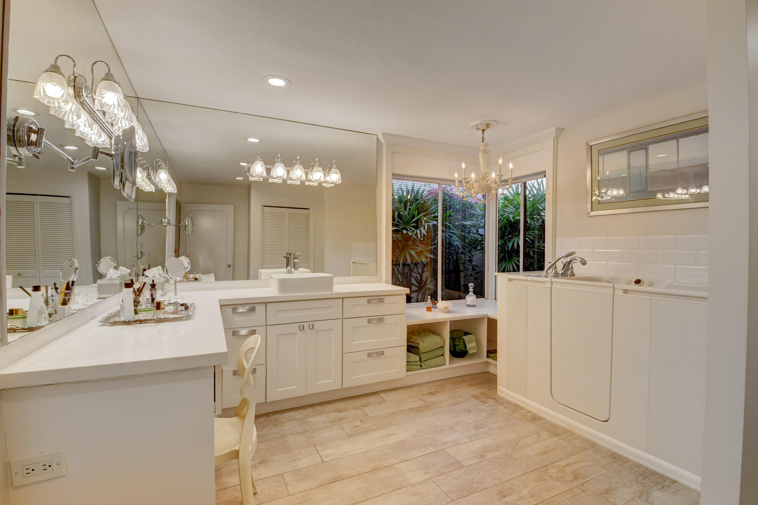 4311 Bocaire Boulevard Boca Raton, FL 33487 - Photo 37 of 88 36_dsc_1681_2_3_4_5