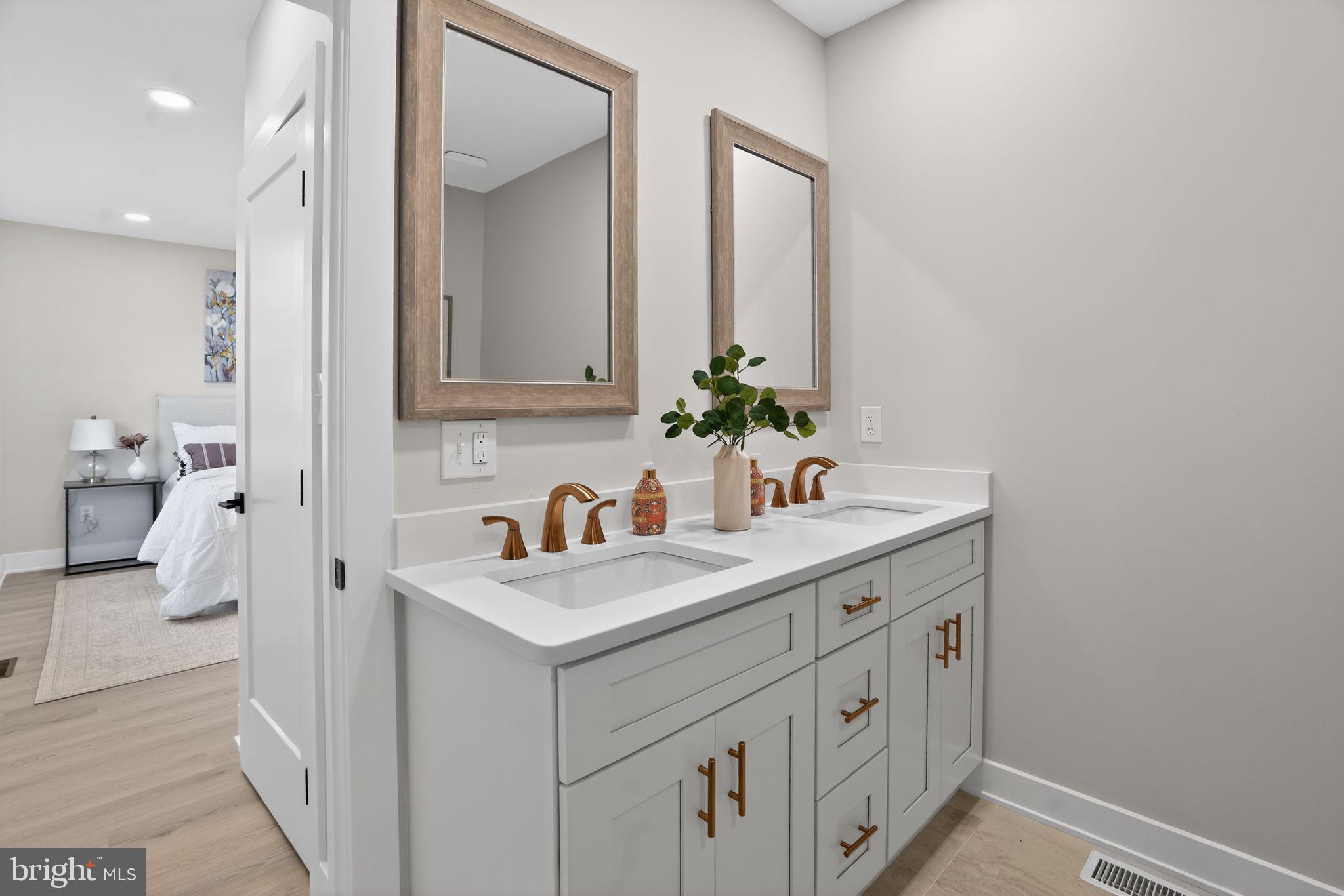 210 Carlisle Road Audubon, NJ 08106 - Photo 23 of 37 Primary Bathroom - 1st Floor