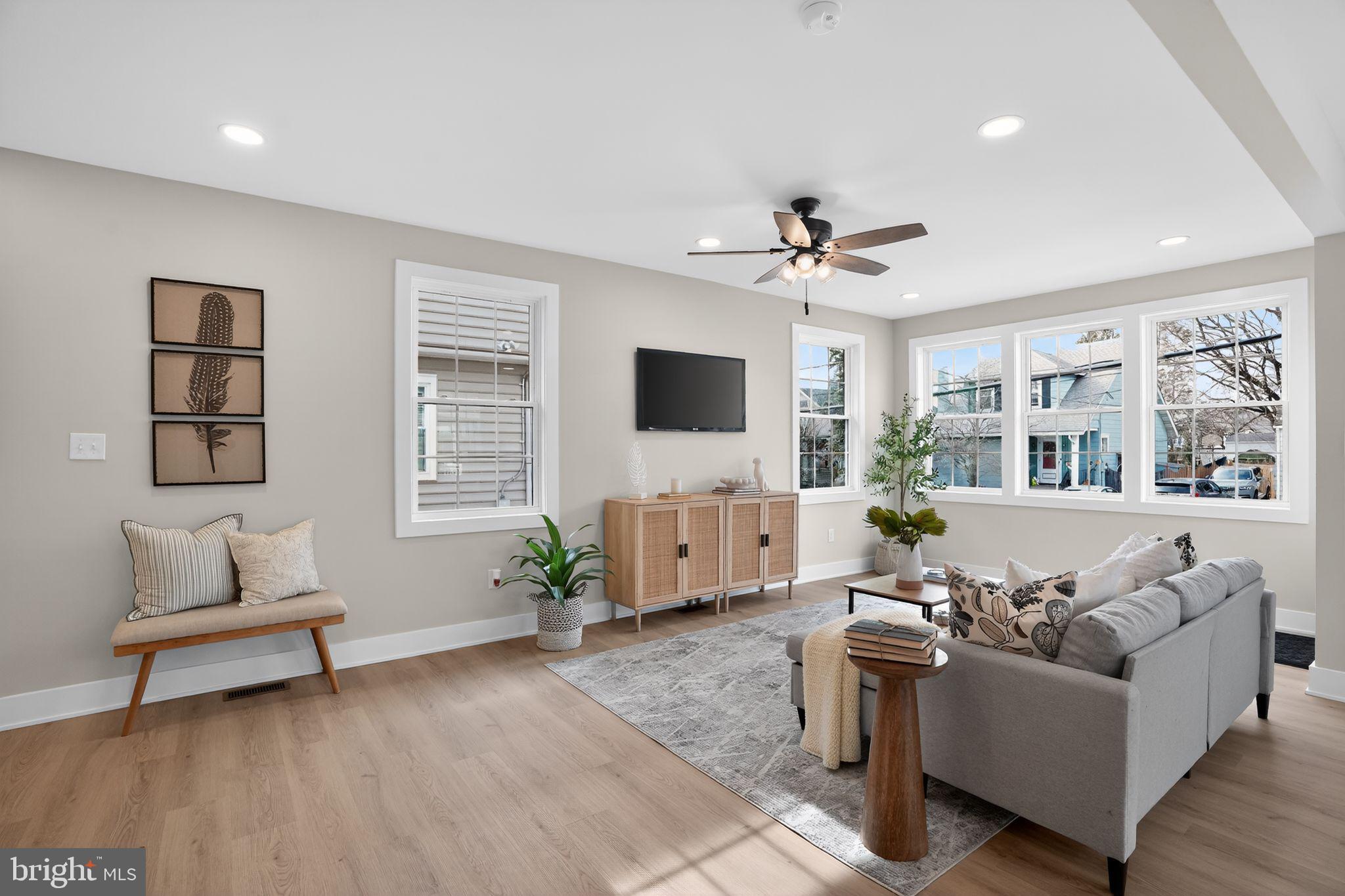 210 Carlisle Road Audubon, NJ 08106 - Photo 6 of 37 Living Room