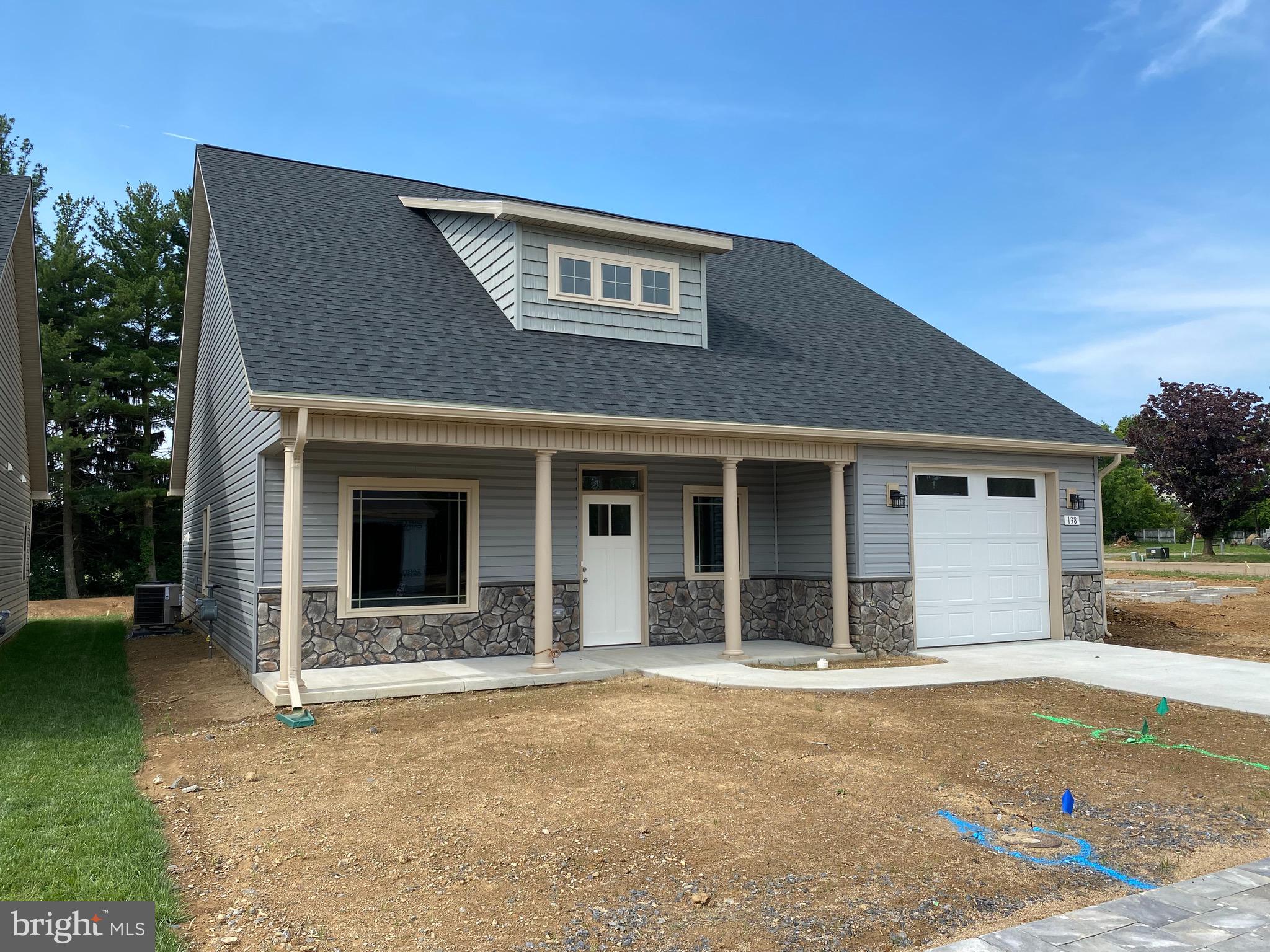 138 Doonbeg Court Winchester, VA 22602 - Photo 2 of 4 Gallery Image 2