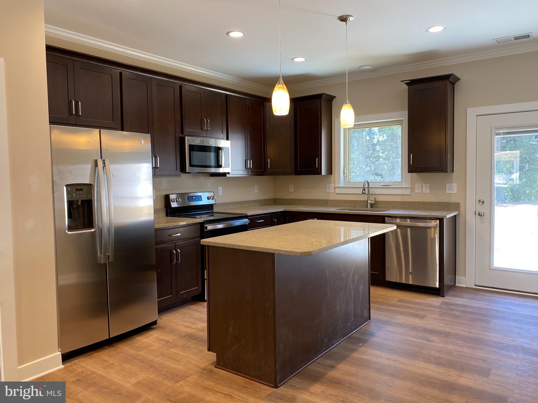 138 Doonbeg Court Winchester, VA 22602 - Photo 3 of 4 Gallery Image 3