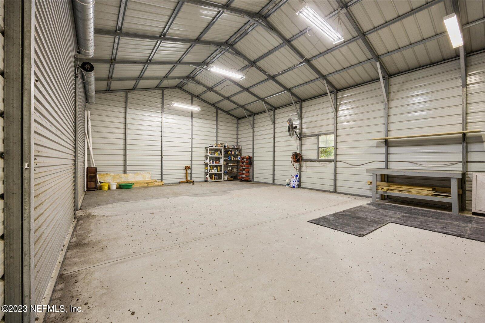 55703 Bear Run Road Callahan, FL 32011 - Photo 44 of 58 a view of a garage