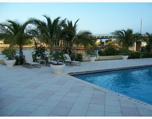 641 East Woolbright Road, Unit D104 Boynton Beach, FL 33435 - Photo 1 of 14 Primary Photo