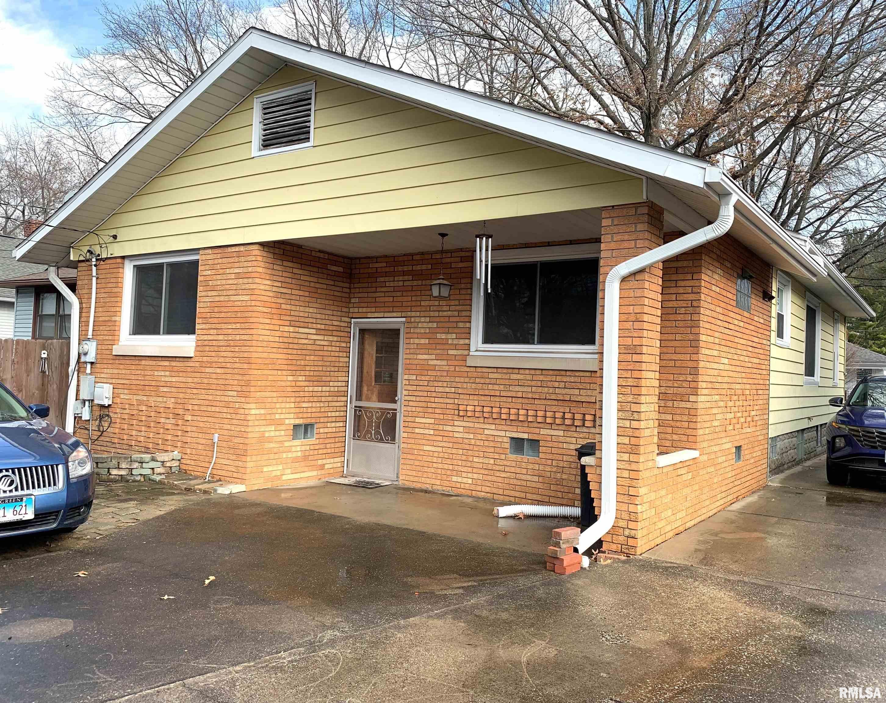 1409 South Walnut Street Springfield, IL 62704 - Photo 2 of 21