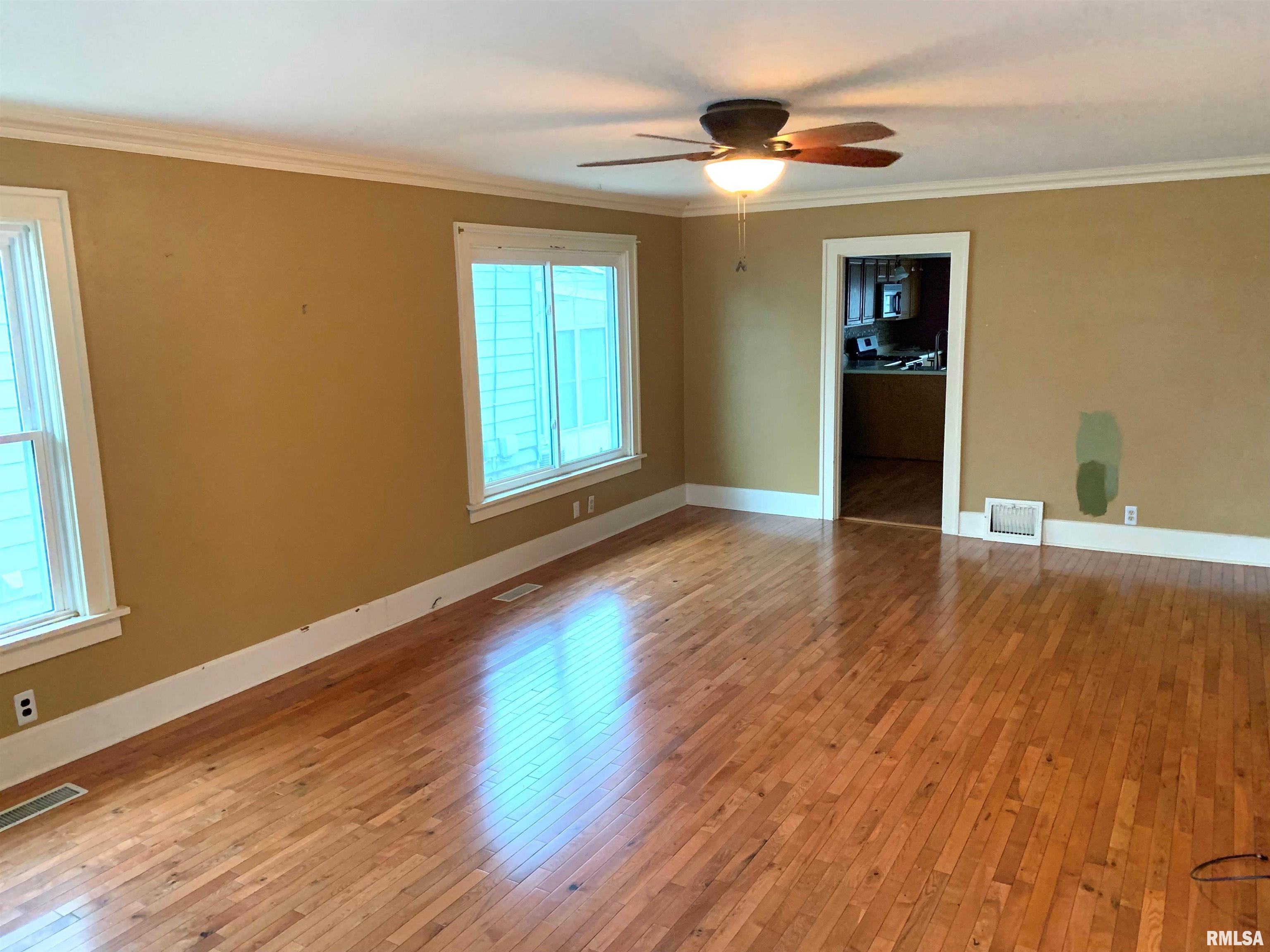 1409 South Walnut Street Springfield, IL 62704 - Photo 5 of 21
