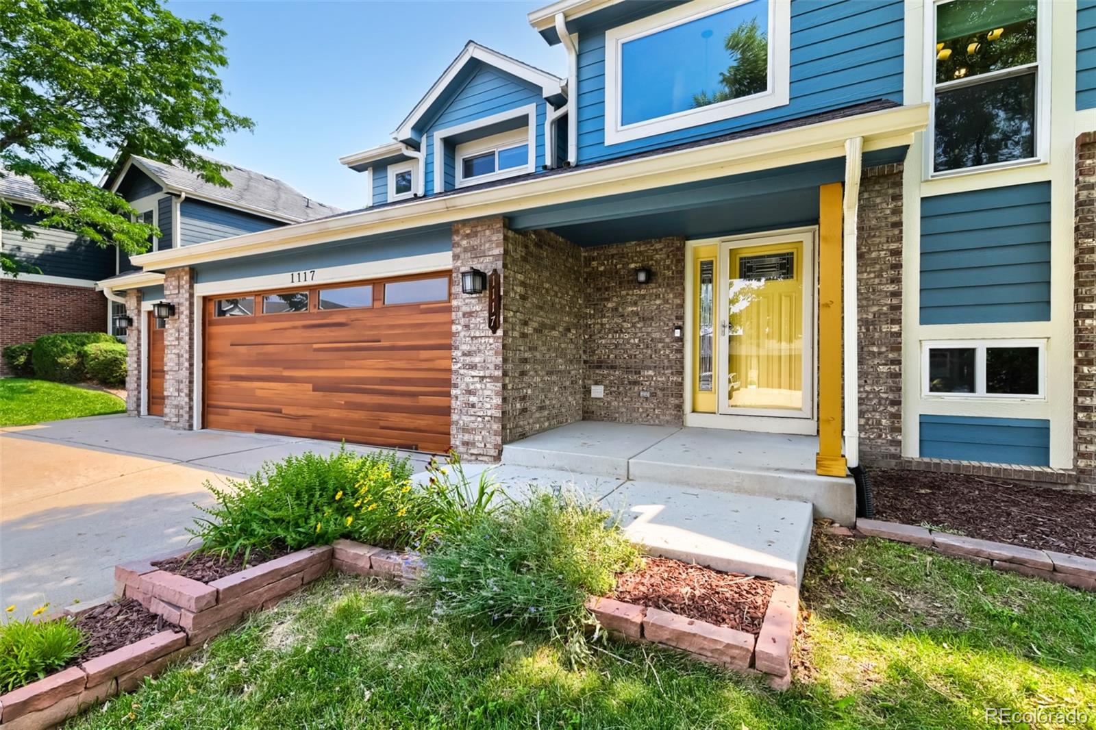 1117 Ridgeview Circle Broomfield, CO 80020 - Photo 2 of 28