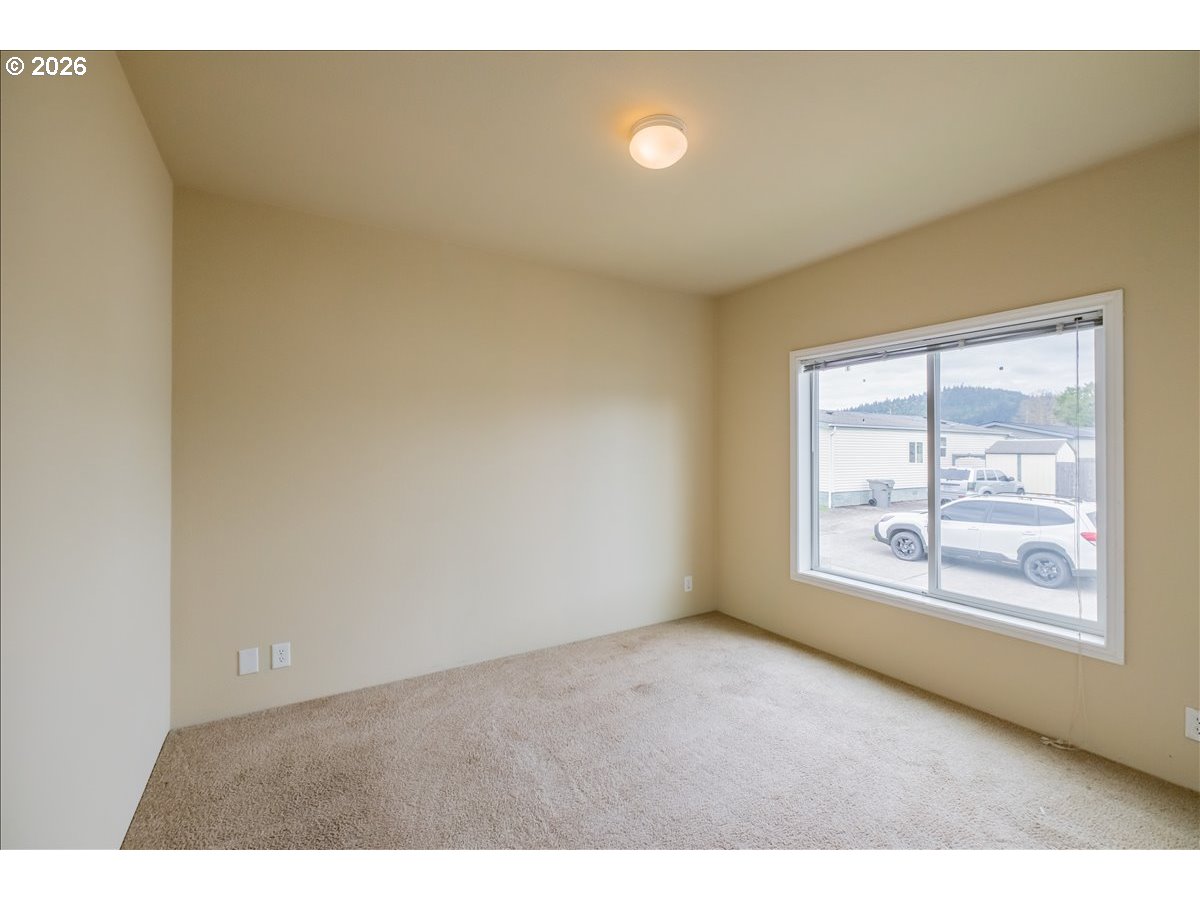 200 Market Street Lebanon, OR 97355 - Photo 27 of 39
