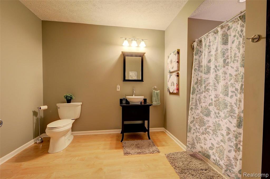 3100 Ridley Way Howell, MI 48843 - Photo 46 of 55