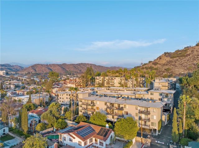 $455,000 | 1517 East Garfield Avenue, Unit 9, Glendale, CA 91205