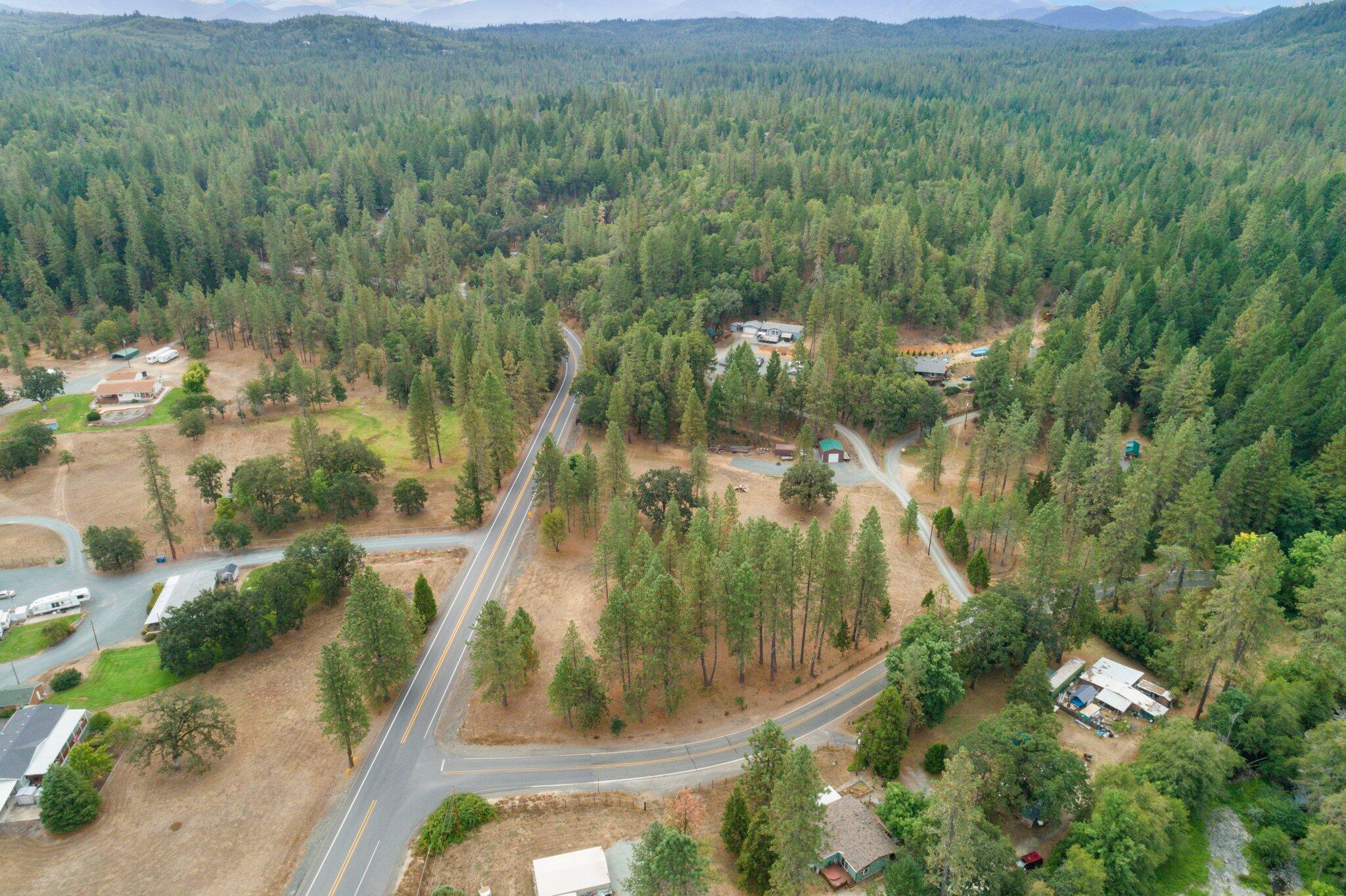 123 Abegg Road Merlin, OR 97526 - Photo 26 of 30 5-web-or-mls-DJI_0023