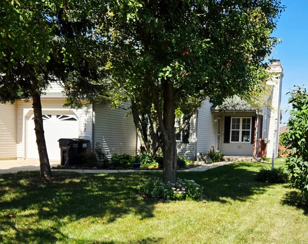 $1,900 | 477 Water Tower Road North, Manteno, IL 60950