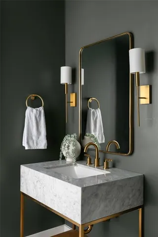 $17,000 | 806 Idlewood Drive, Tampa, FL 33609