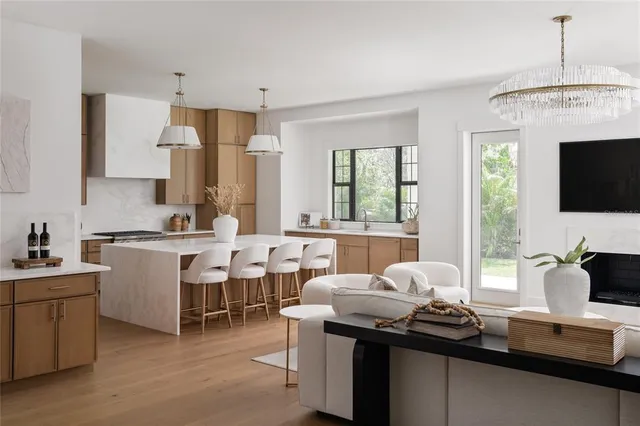 $17,000 | 806 Idlewood Drive, Tampa, FL 33609