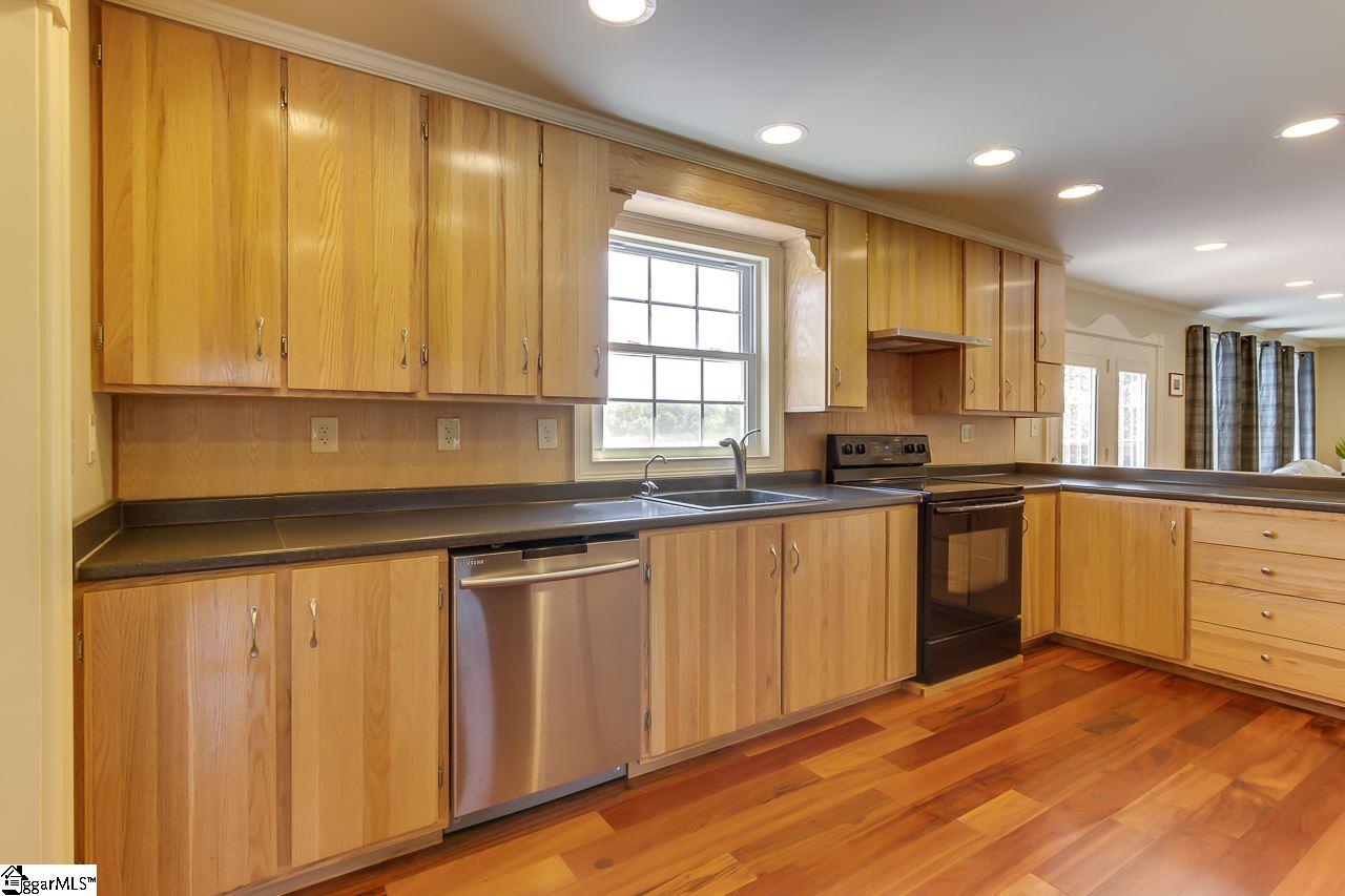 413 Durbin Meadows Road Fountain Inn, SC 29644 - Photo 16 of 35