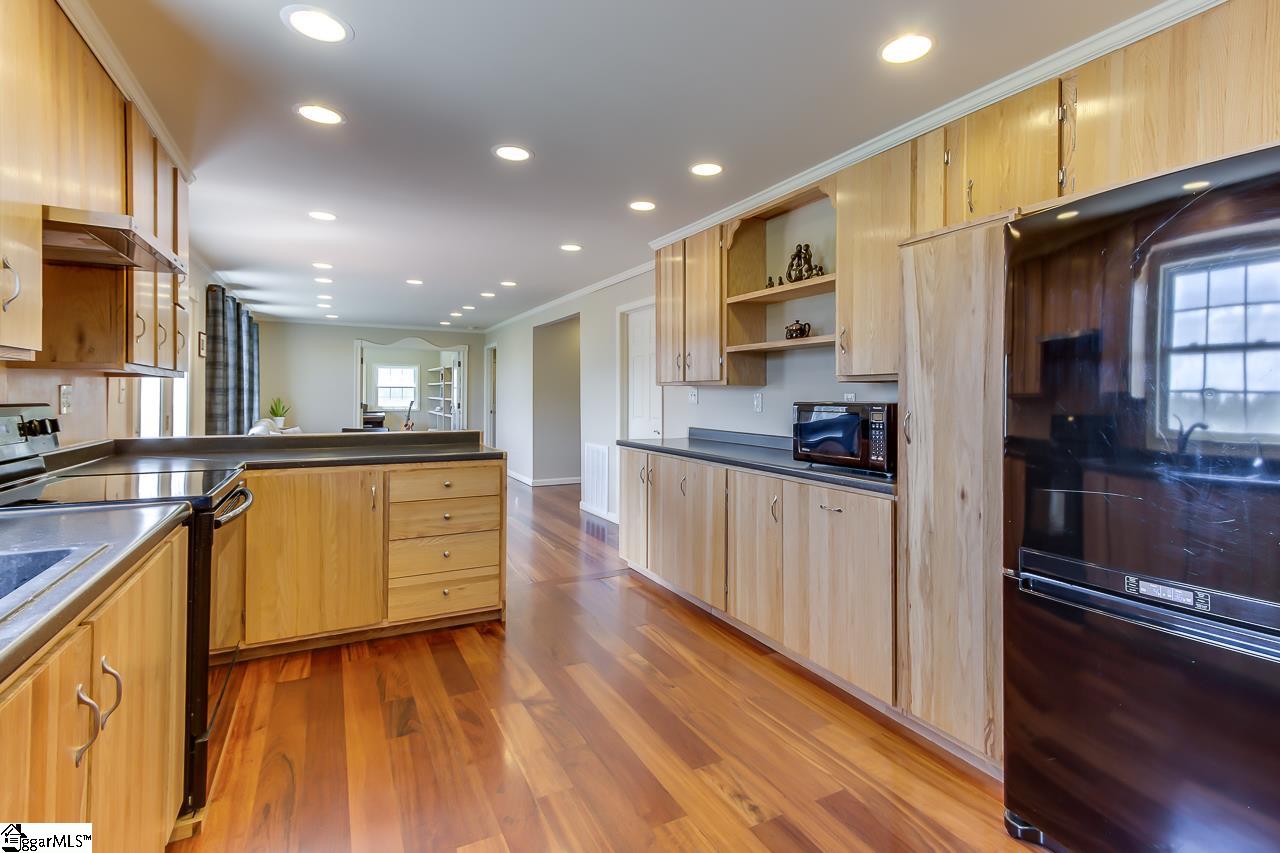 413 Durbin Meadows Road Fountain Inn, SC 29644 - Photo 17 of 35