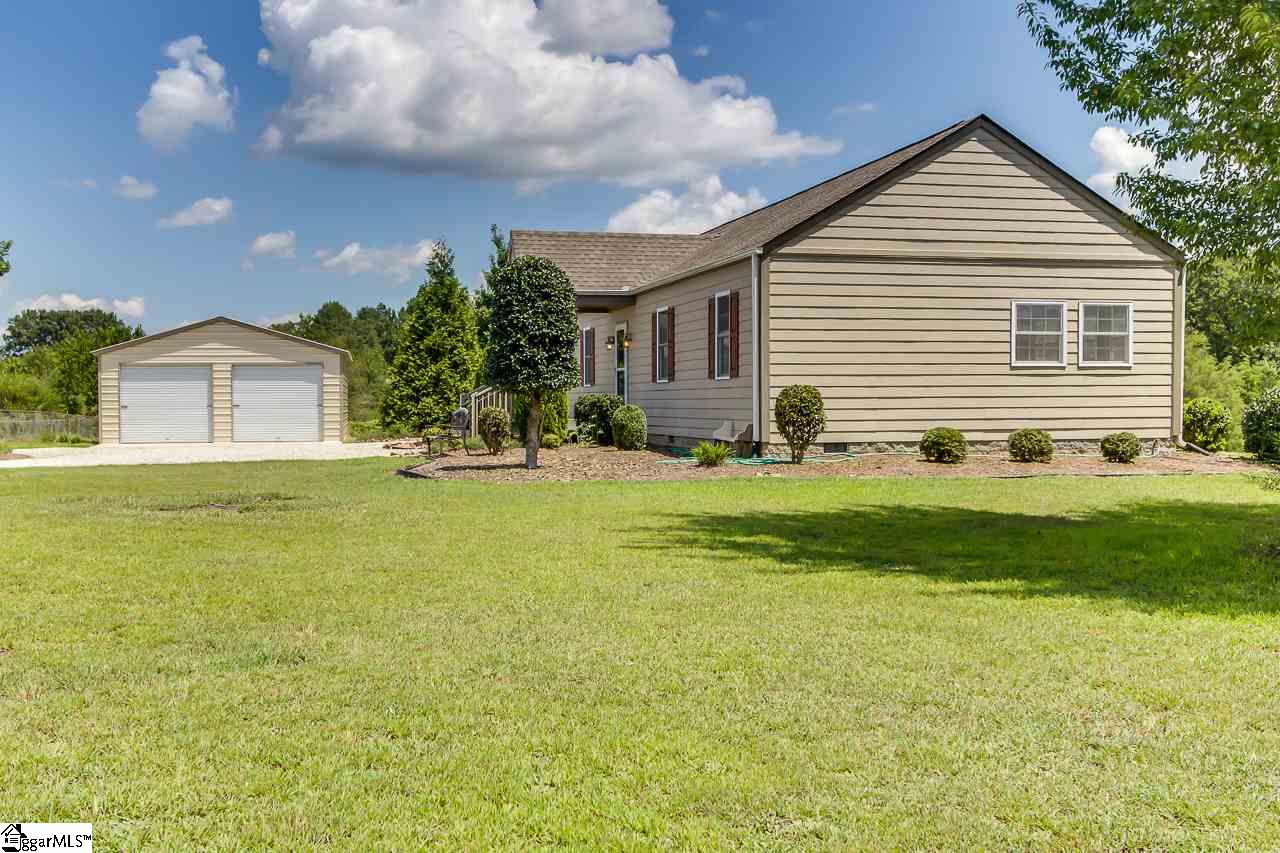 413 Durbin Meadows Road Fountain Inn, SC 29644 - Photo 5 of 35