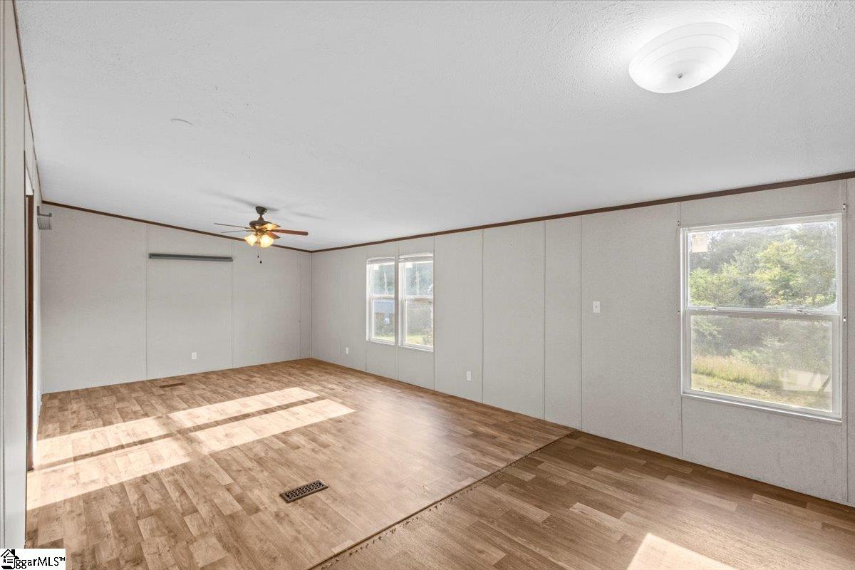 261 Horseshoe Falls Road Enoree, SC 29335 - Photo 6 of 31 Gallery Image 6