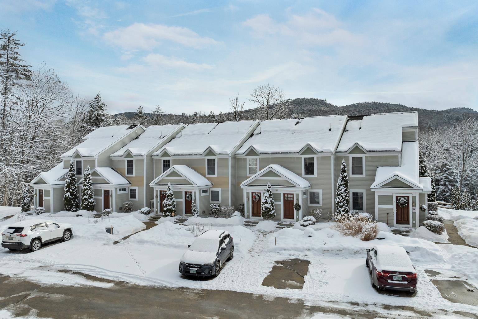 23 Falls Road, Unit 9 Thornton, NH 03285 - Photo 3 of 37