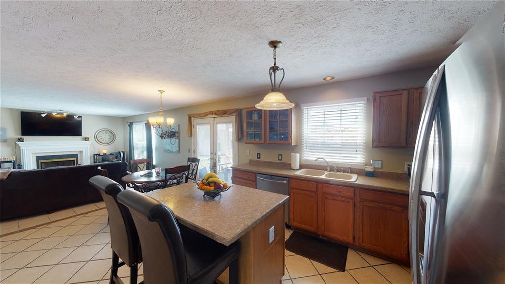 3347 Waterloo Drive Indianapolis, IN 46268 - Photo 5 of 41