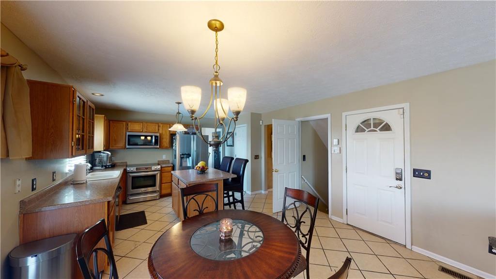 3347 Waterloo Drive Indianapolis, IN 46268 - Photo 6 of 41