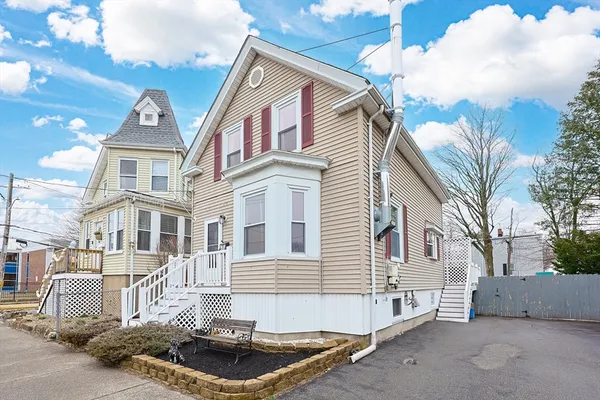 $539,900 | 4 Webster Street, Lynn, MA 01902