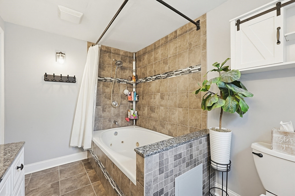 4 Webster Street Lynn, MA 01902 - Photo 12 of 31