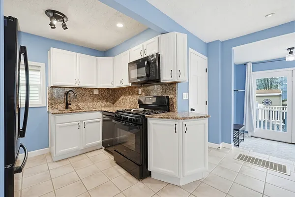 $539,900 | 4 Webster Street, Lynn, MA 01902