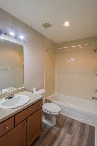 $2,930 | 271 Alexandra Drive, Unit 12, Mount Pleasant, SC 29464