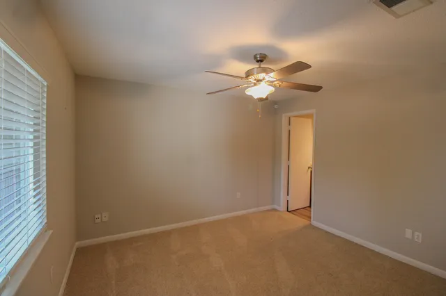 $2,930 | 271 Alexandra Drive, Unit 12, Mount Pleasant, SC 29464