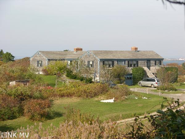 15 Clam Point Cove Road Chilmark, MA 02535 - Photo 9 of 9 http://d1qzqeyxiitrap.cloudfront.net/photos/16989/600/04c8459a.jpg